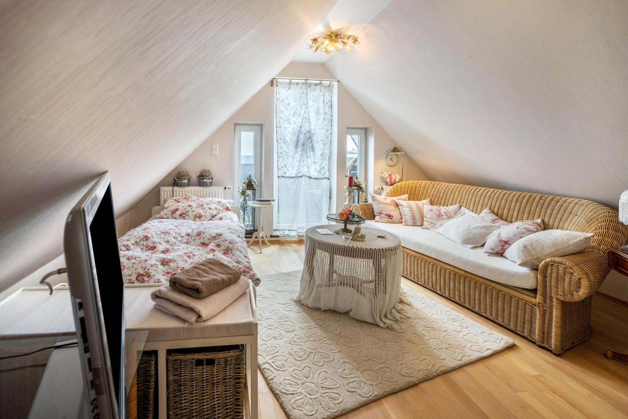 Die Kleine Oase 3 Im Wohnhaus Stuhr Kültér fotó